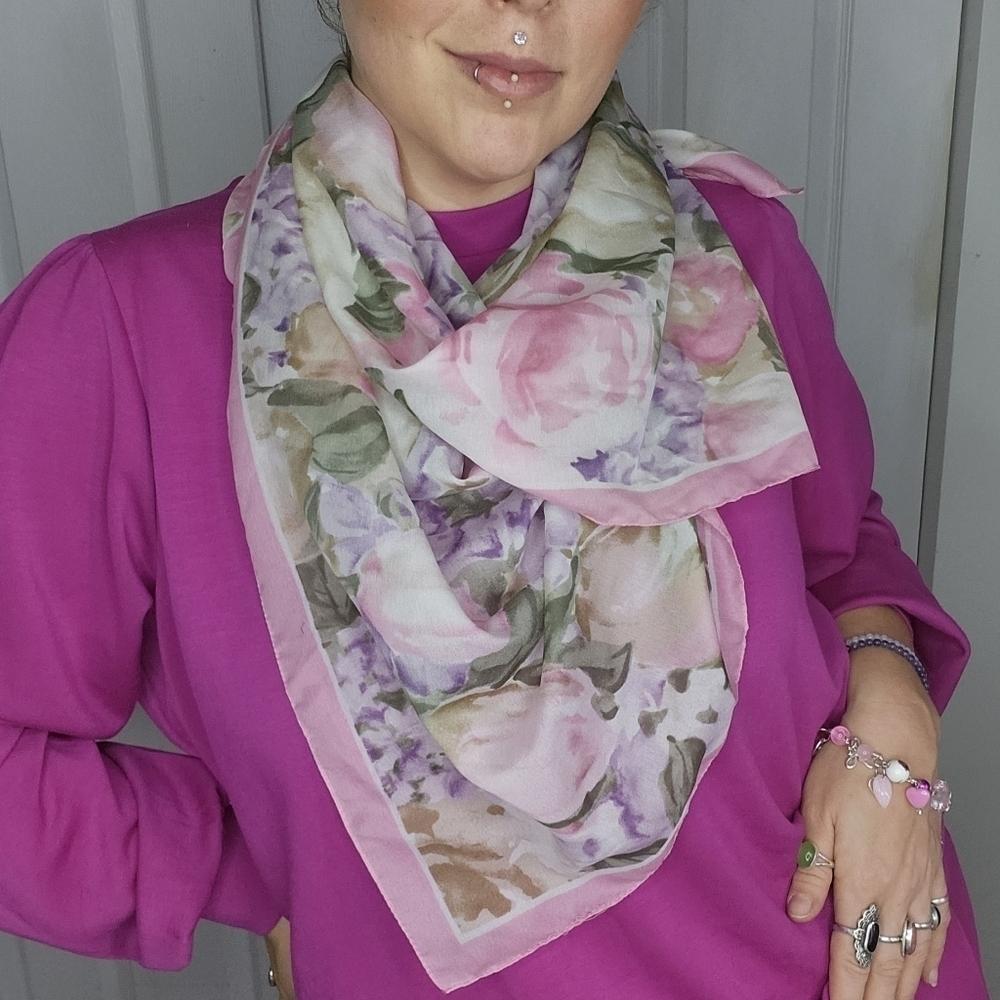 CYBÈLE MADE IN ITALY FLORAL SCARF - Picture 1 of 6